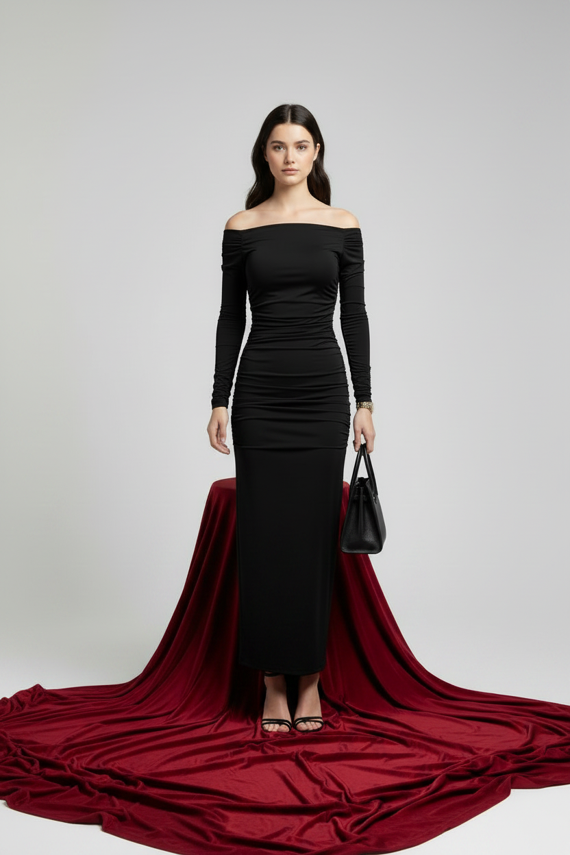 THE MIDNIGHT SILHOUETTE GOWN